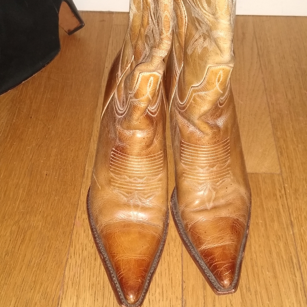 Charlie Horse Western Blonde Leather Boots